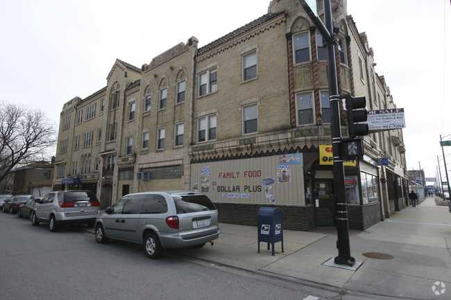 Building Photo - 9101-9109 S Ashland Ave