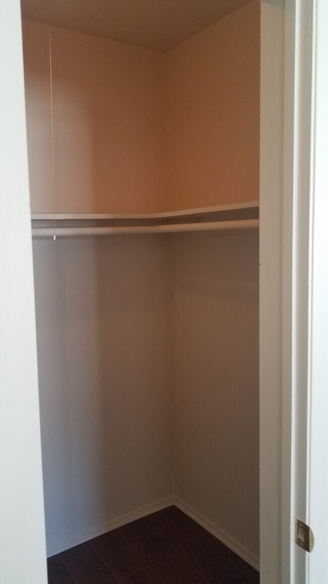 Walk in closet - 12345 Magnolia Blvd