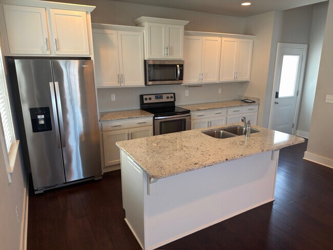 Foto del edificio - 792 Cottage Park Dr