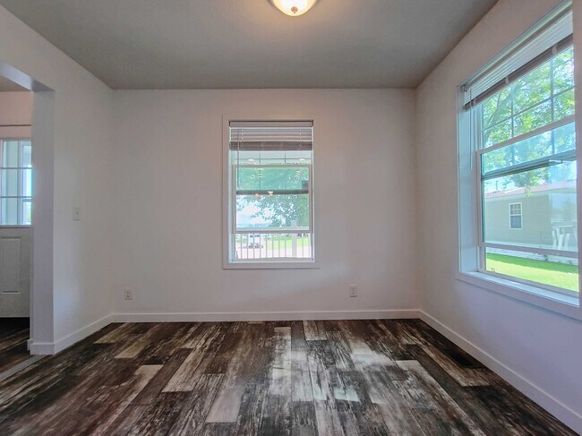 Foto del edificio - 2005 Falcon Terrace NW