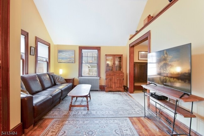 Foto del edificio - 43 Estling Lake Rd