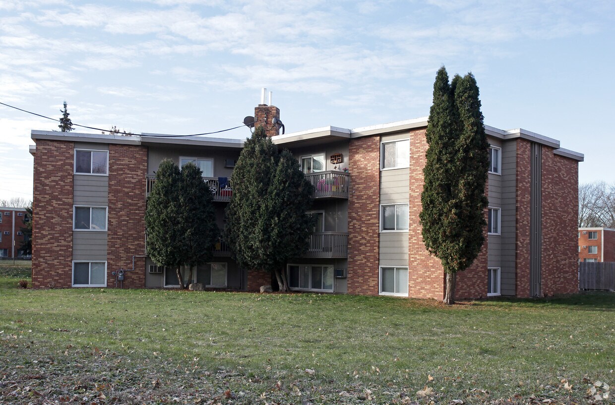 Aspen Village Apartments North Saint Paul, MN