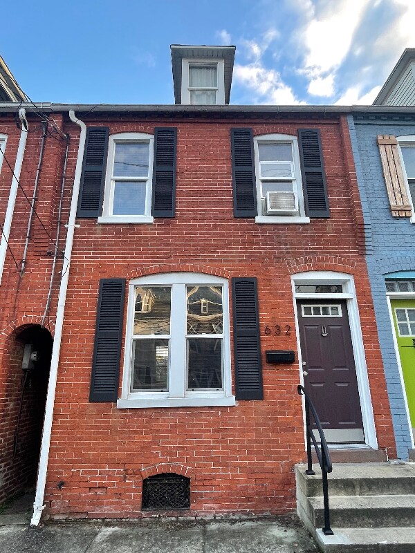 632 1st St, Lancaster, PA 17603 Townhome Rentals in Lancaster PA