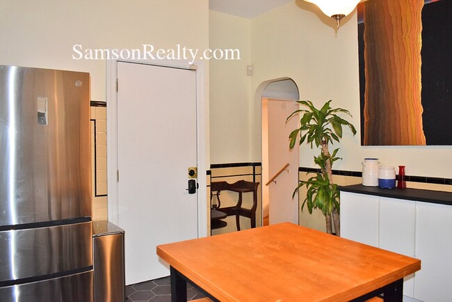 Foto del edificio - 368 Thayer St