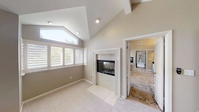 Building Photo - 2080 Bent Creek Dr
