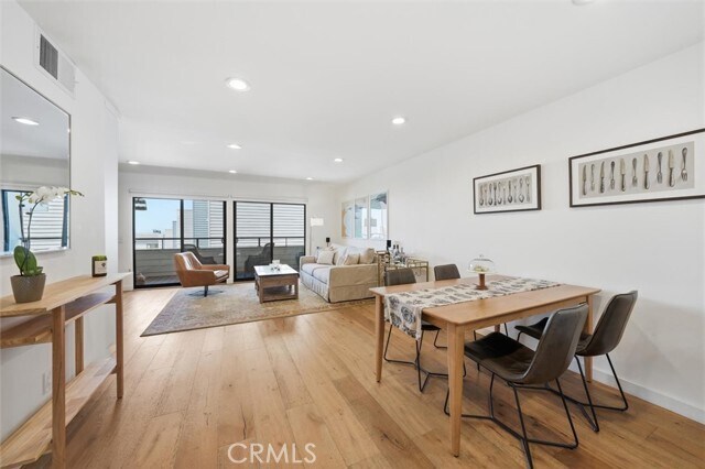 Building Photo - 439 Camino de las Colinas