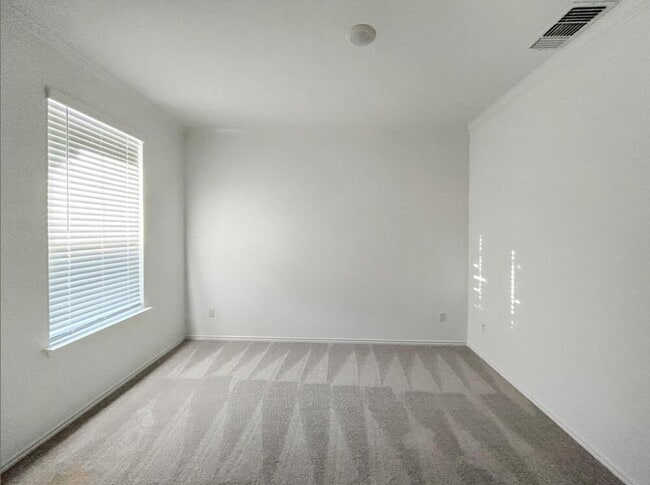 Foto del edificio - 1620 Brimhurst Dr