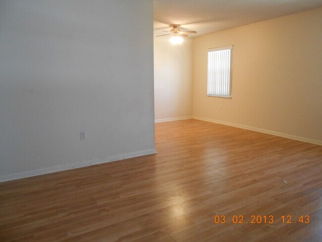 Foto del edificio - 2/2 condo Downtown Leesburg