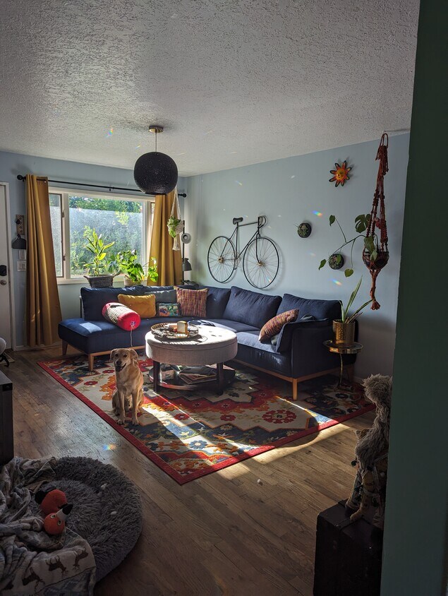 Foto del edificio - 8828 N Hodge Ave