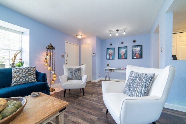 Foto del edificio - 4866 Milwee St