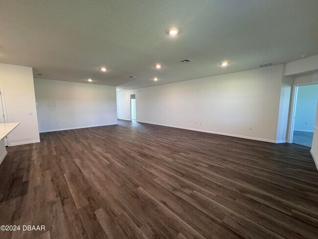 Building Photo - 341 Merimont Ln