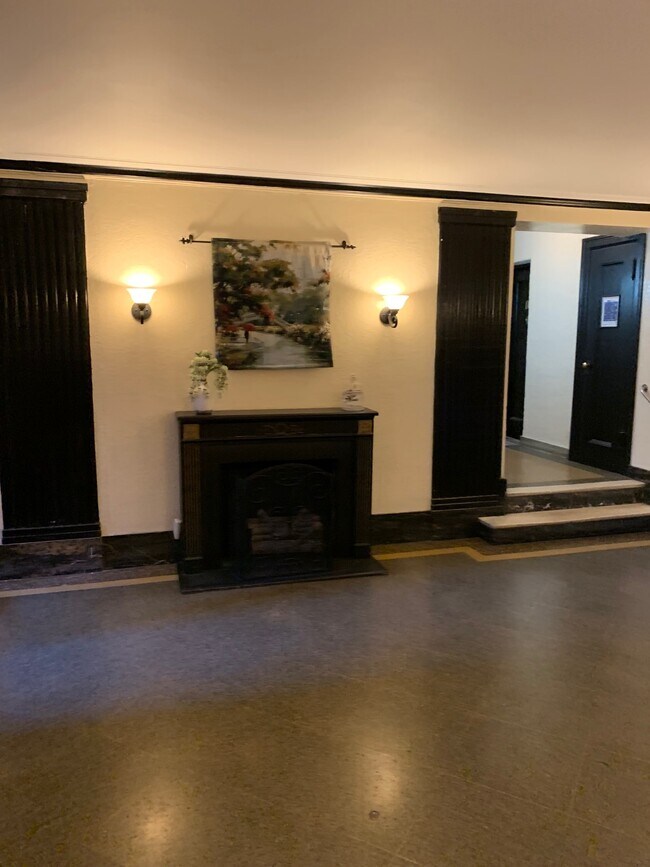 Foto del edificio - 4414 Newtown Rd