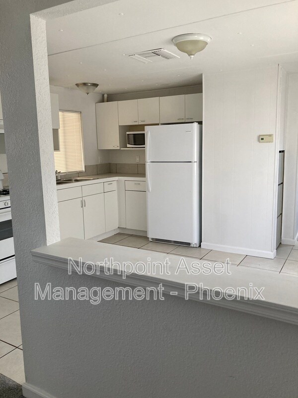 Foto del edificio - 16005 N 32nd St