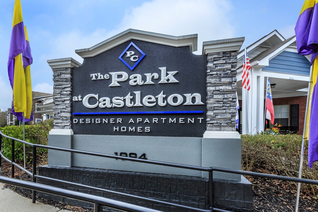The Park at Castleton Apartments in Atlanta, GA