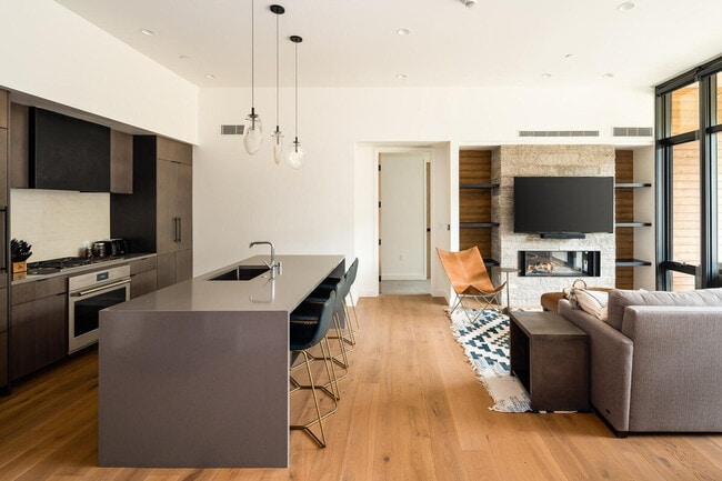 Foto del edificio - 4 Boathouse Way