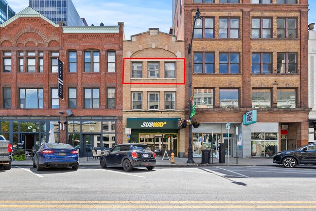 Third Floor Unit - 63 E Gay St
