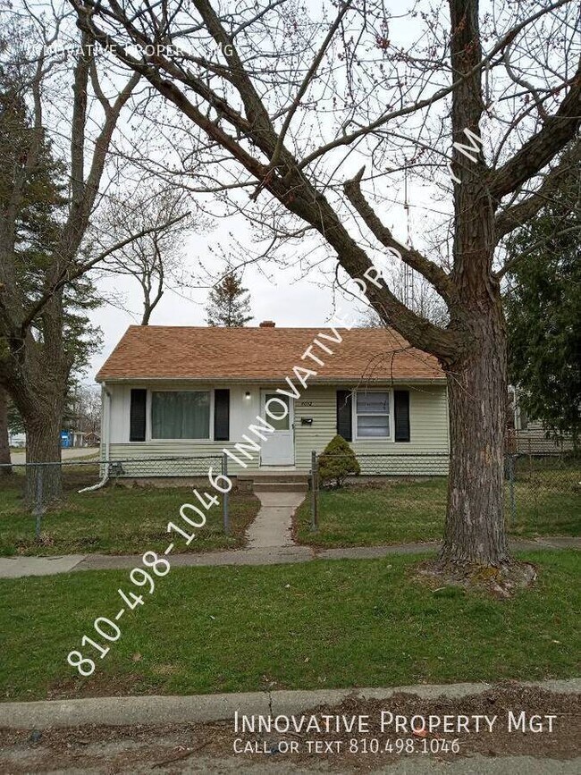 Building Photo - Quiet remodeled 2 bedroom home!
