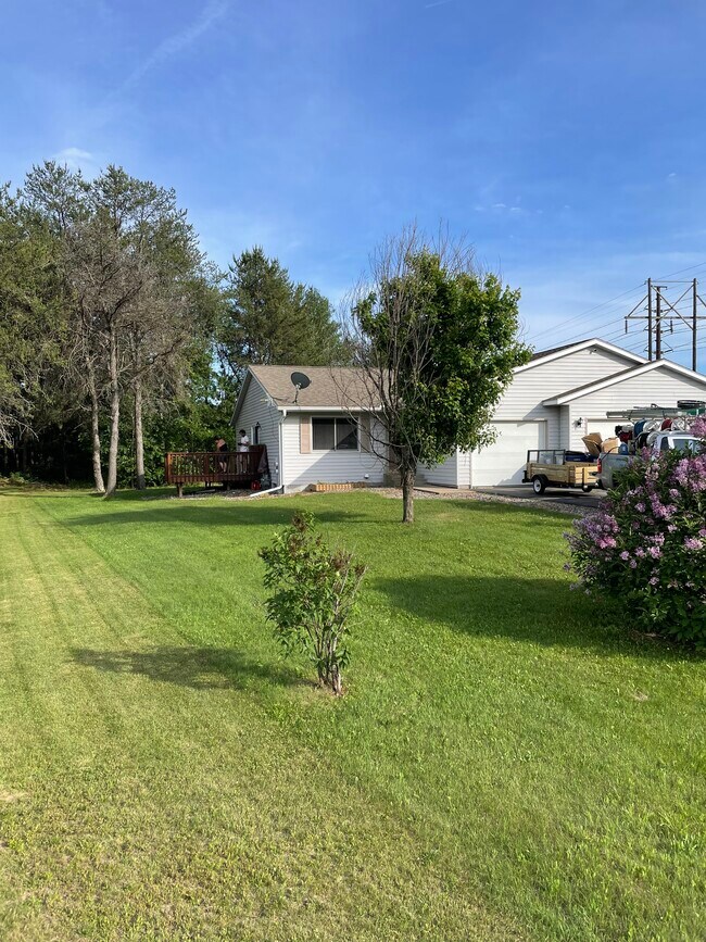 224517 Country Ln, Wausau, WI 54401 Townhouse for Rent in Wausau, WI