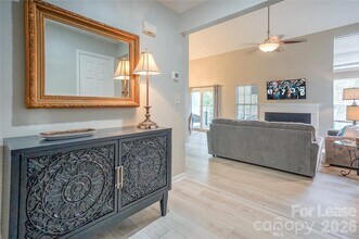 Building Photo - 20105 Henderson Rd