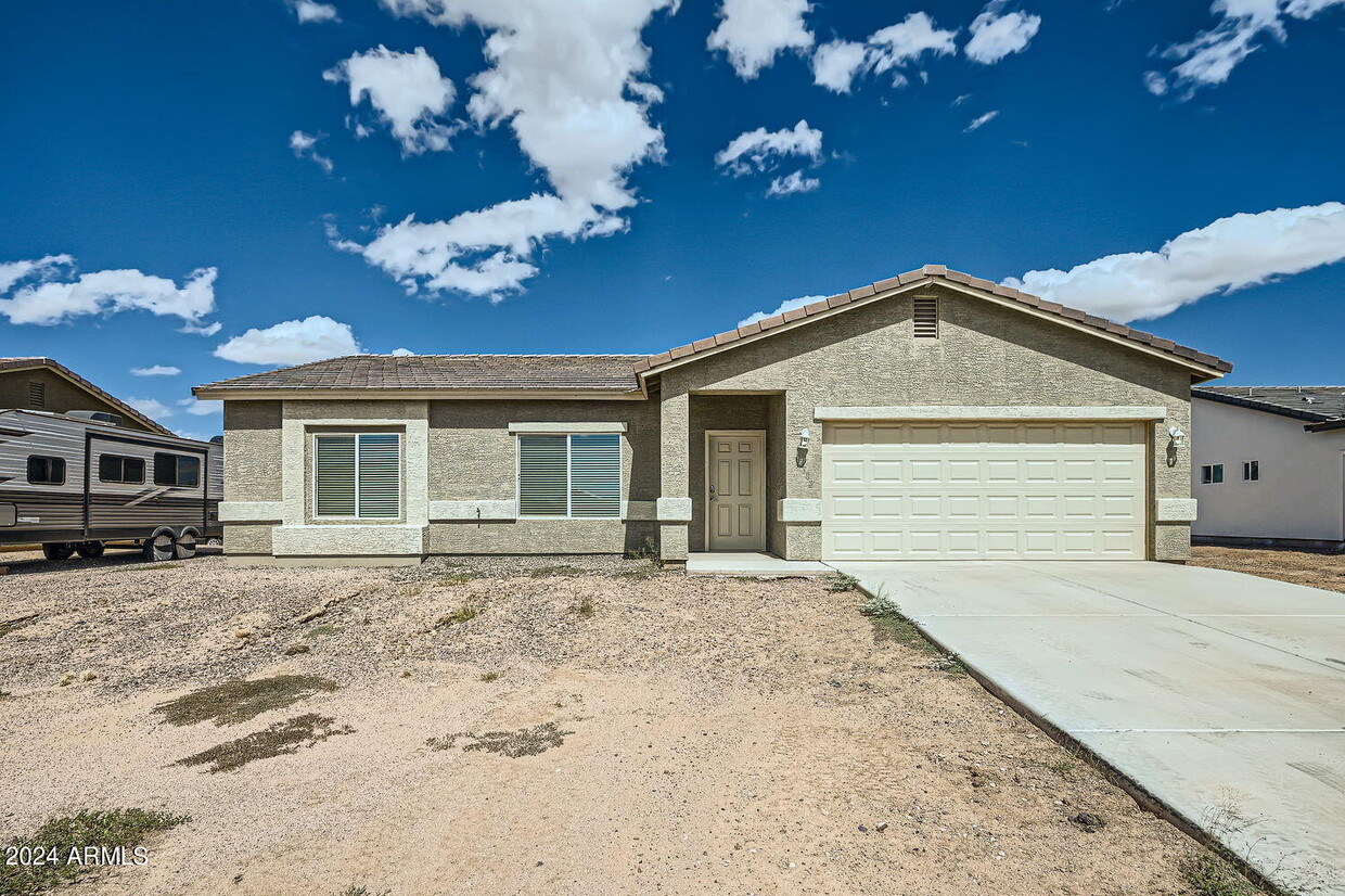Primary Photo - 12382 W Delwood Dr