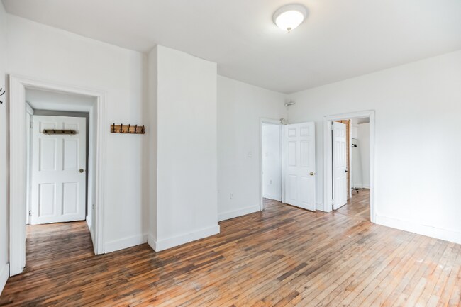 Building Photo - 1-63-63 Beach 91st St
