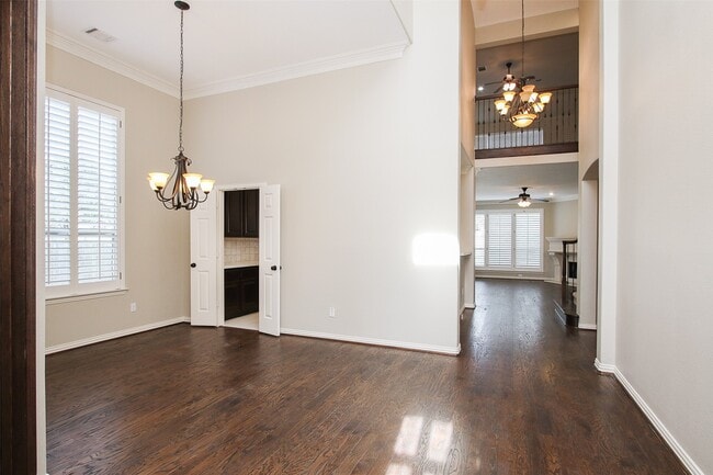 Foto del edificio - 35 Winhall Pl