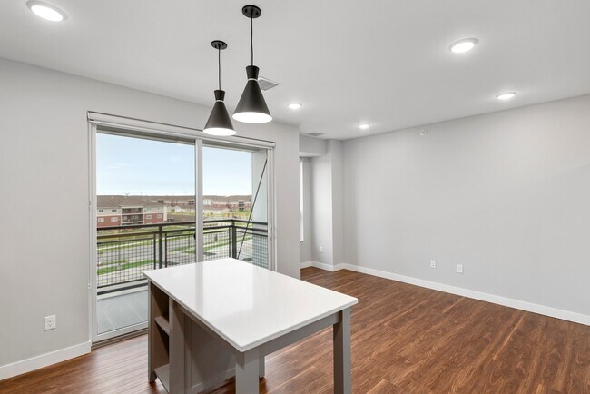 Foto del interior - Uptown & Main