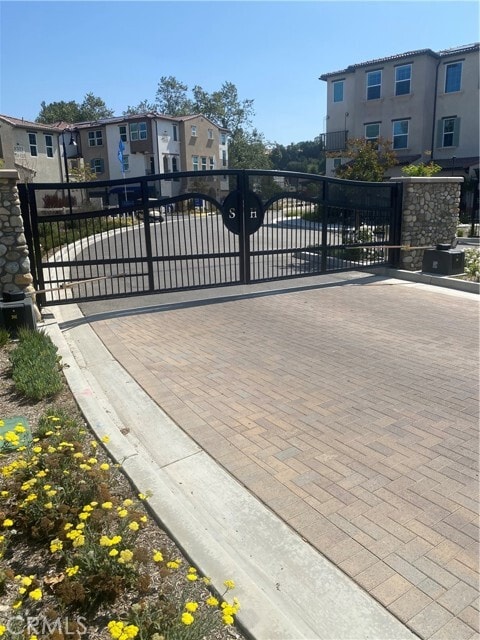 Building Photo - 8491 Gabrielino Ct