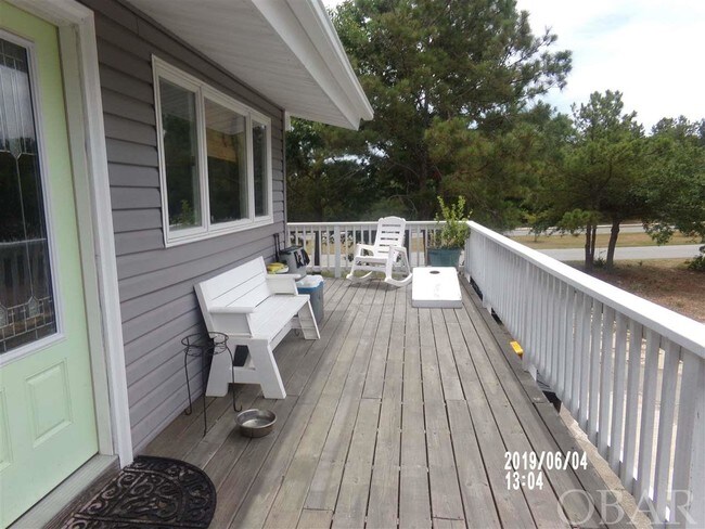 Building Photo - 213 Sea Oats Trail
