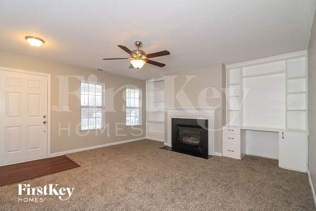 Building Photo - 275 Frontier Dr