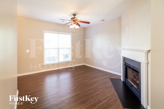 Foto del edificio - 216 Pimpernel St