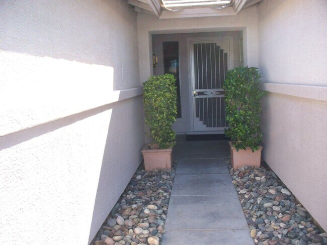 Foto del edificio - Coventry Estate - 3 Bed, 2 Bath