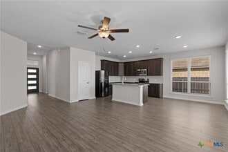 Building Photo - 1037 Shelby Dr