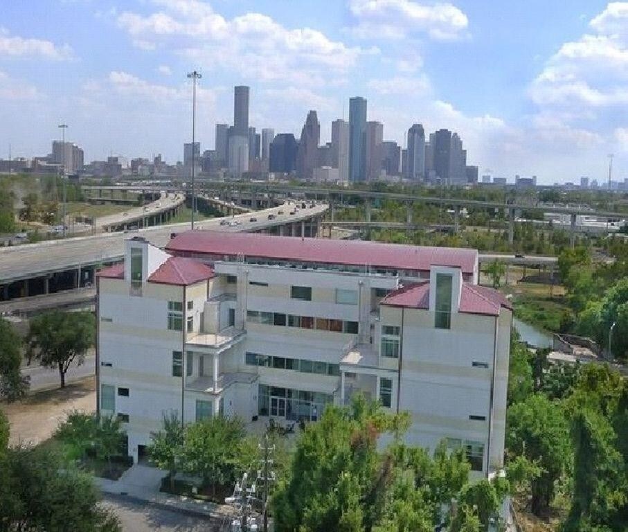 102 Quitman St Unit 204, Houston, TX 77009 Condo for Rent in Houston, TX