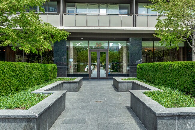 Entrée - Ramsden Place