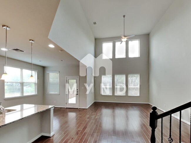 Building Photo - 7135 Ravensdale
