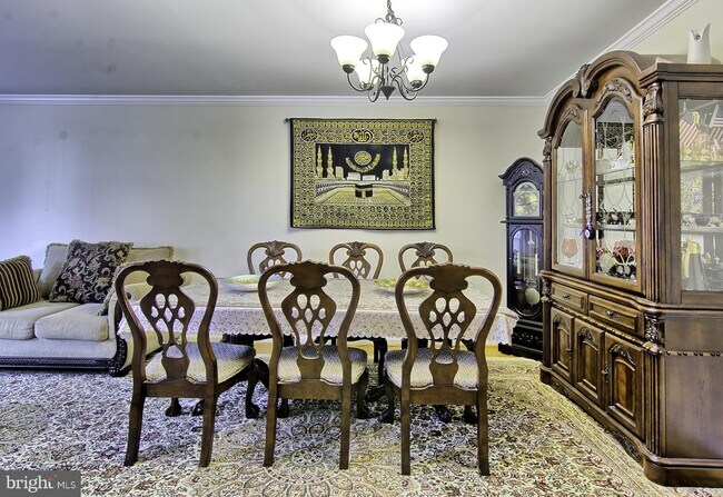 Foto del edificio - 66 Bensmill Ct