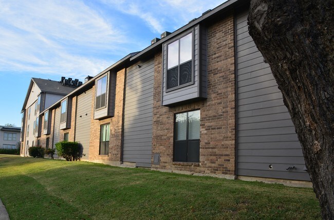 Lakewood on Henderson Apartments Apartments Dallas, TX