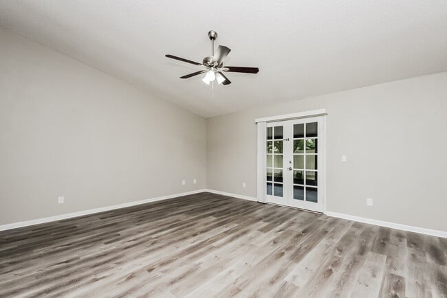 Building Photo - 1108 Santa Cruz Way