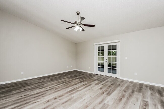 Foto del edificio - 1108 Santa Cruz Way