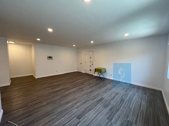 Building Photo - 2979 W 235th St