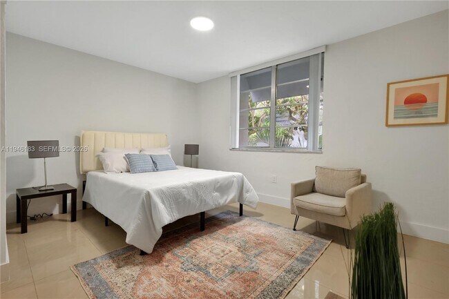 Foto del edificio - 14204 NE 3rd Ct