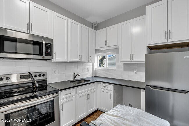 Building Photo - 26 Navesink Ave