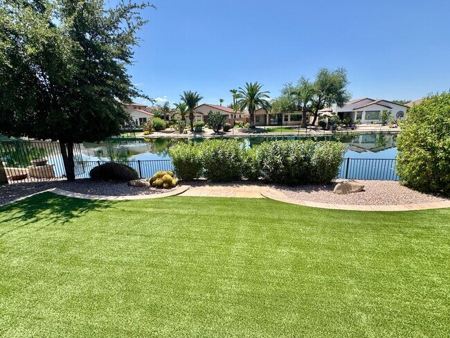 Building Photo - Pristine Single Level 3 Bedroom Home In The Sought After Gated Lagos Vistoso Community in Chandler!