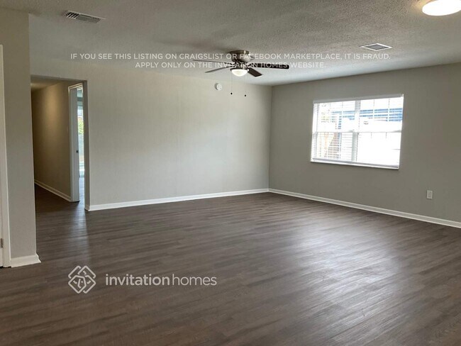 Foto del edificio - 5603 Santa Monica Dr