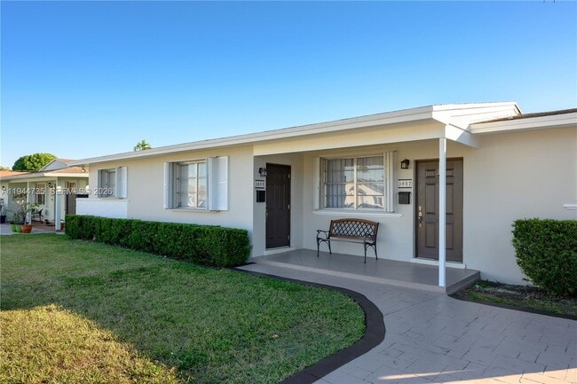 Foto del edificio - 3855 SW 87th Pl