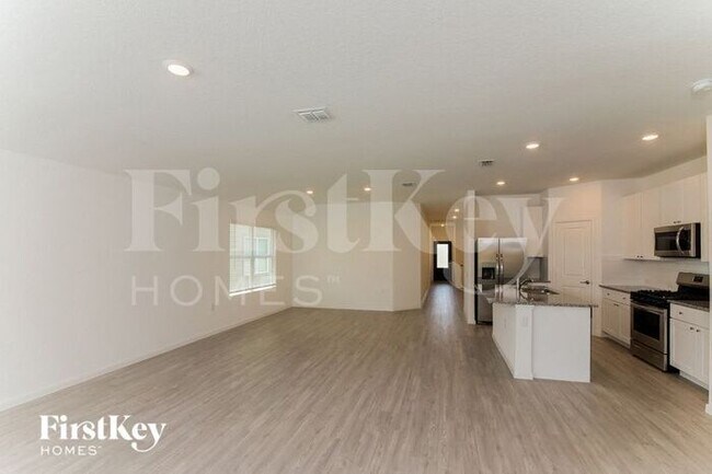 Foto del edificio - 4403 Meadowland Pl