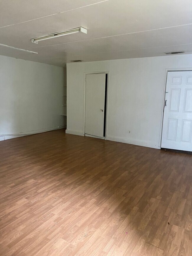 Building Photo - 1259 Fullilove Dr