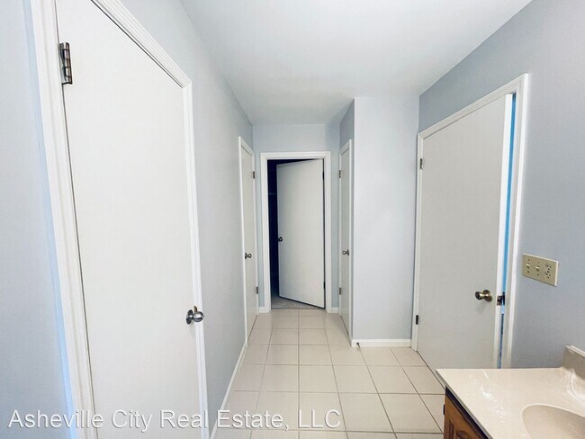 Building Photo - 2 br, 2.5 bath House - 103 Parkway Vista D...
