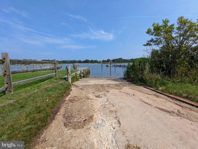 Building Photo - 965 Chester River Dr